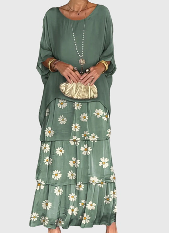 Clara | Long and Flowing Elegant Dress