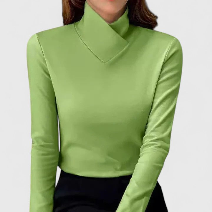 Clara | Elegant Turtleneck