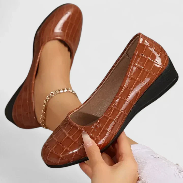 Brown / 11 US | 42 EU